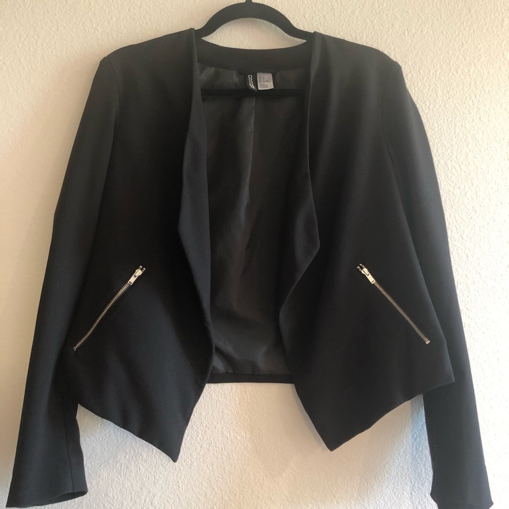 Cropped Black Blazer